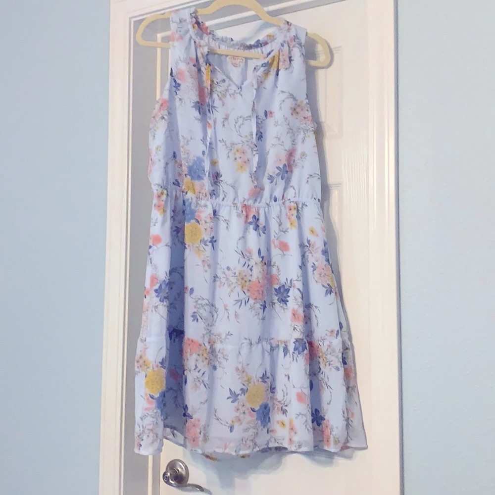 Blue Floral Patterned Sleeveless Dress
